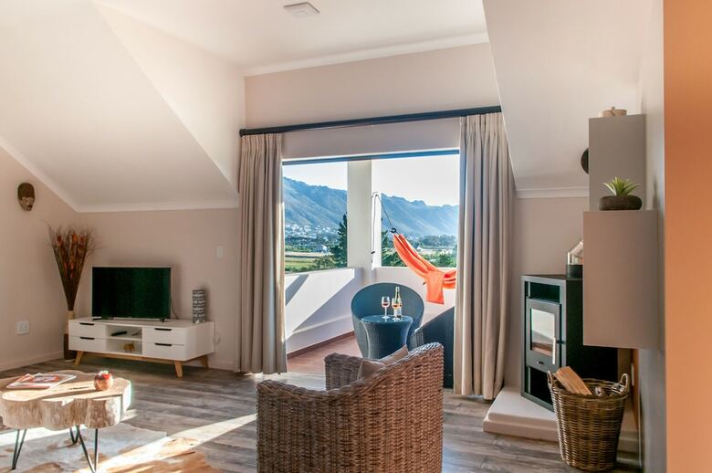 Hotel Wind-rose Guest House