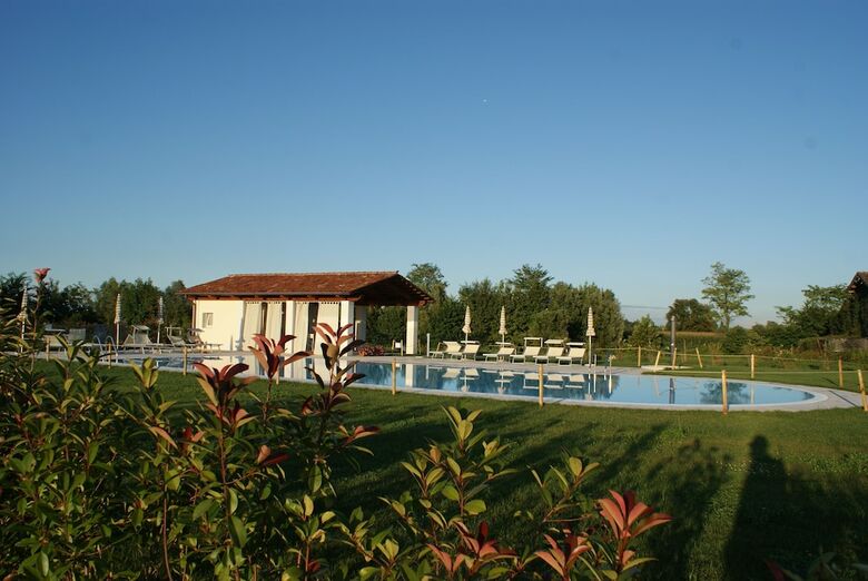 Agroturismo Villa Ghislanzoni Curti