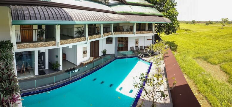 Hotel Akash Retreat And Spa
