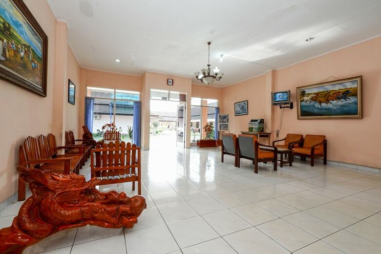 Oyo 2495 Hotel Wijaya