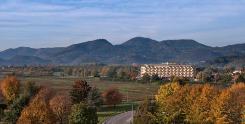 Hotel Leonardo Da Vinci Terme & Golf