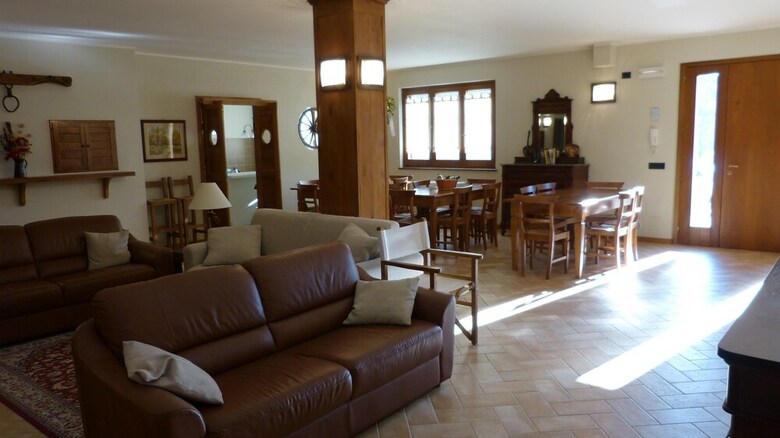 Agroturismo Cerqua Rosara Residence