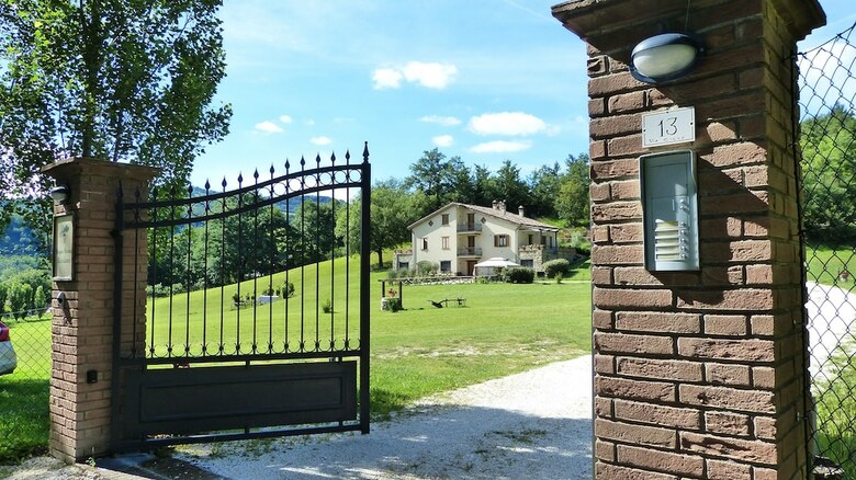Agroturismo Cerqua Rosara Residence