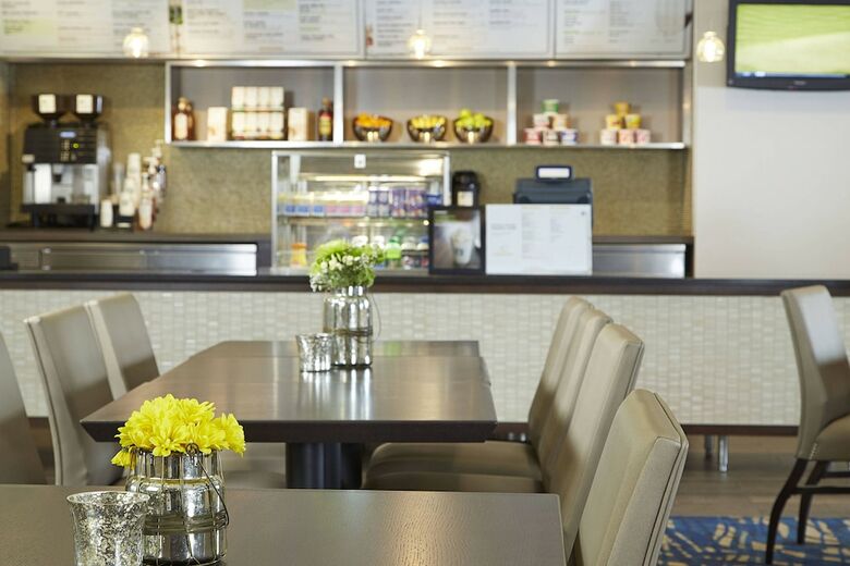 Hotel Courtyard By Marriott Boston Natick