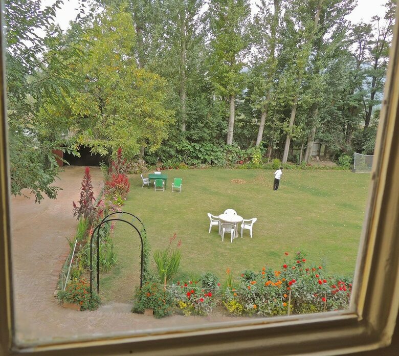 Hotel Colonel's Retreat Kashmir