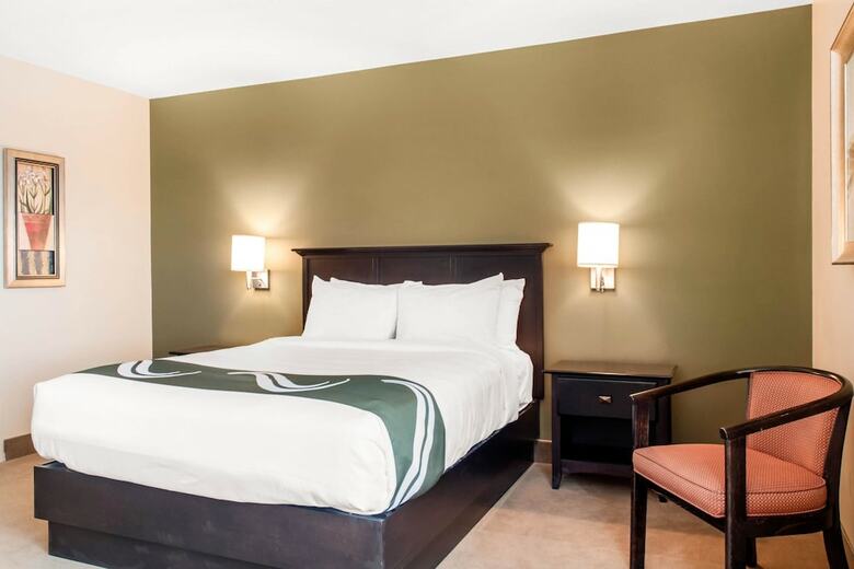 Hotel Quality Inn & Suites Amsterdam