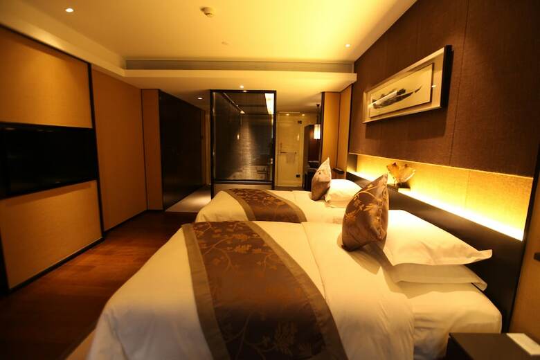 Gloria Plaza Hotel Dongsheng