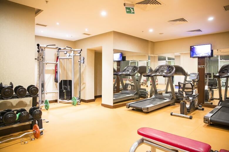 Grand Aras Hotel & Suites