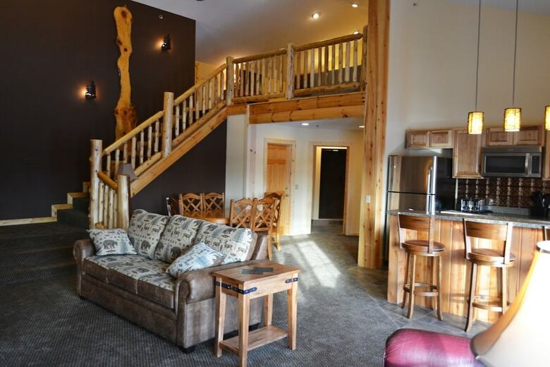 Hotel Stafford's Crooked River Lodge & Suites