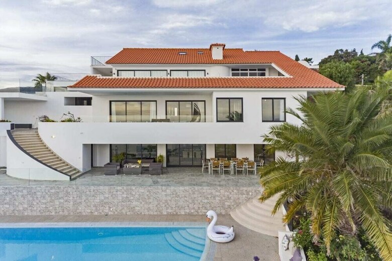 Sky Villa By An Island Apart