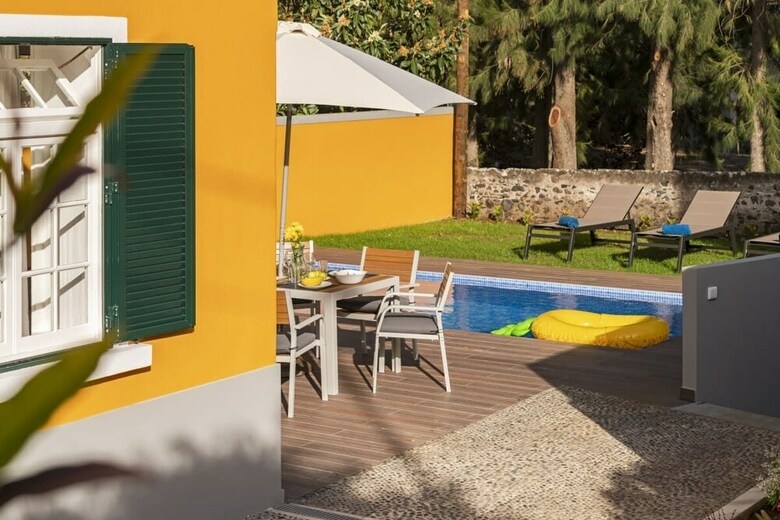 A Casa Amarela By An Island Apart