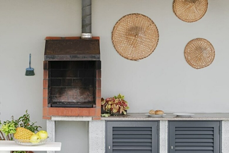 Quinta De�o I By An Island Apart