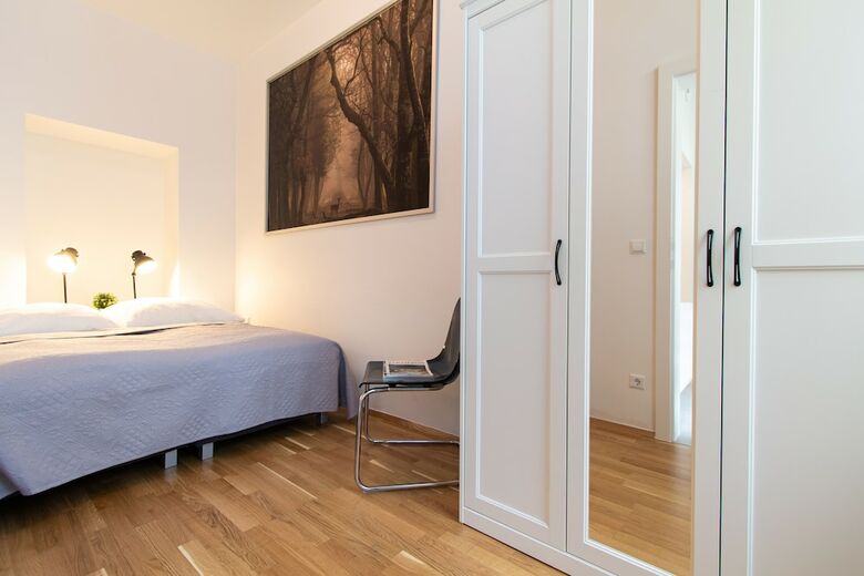 Checkvienna - Apartment Familienplatz