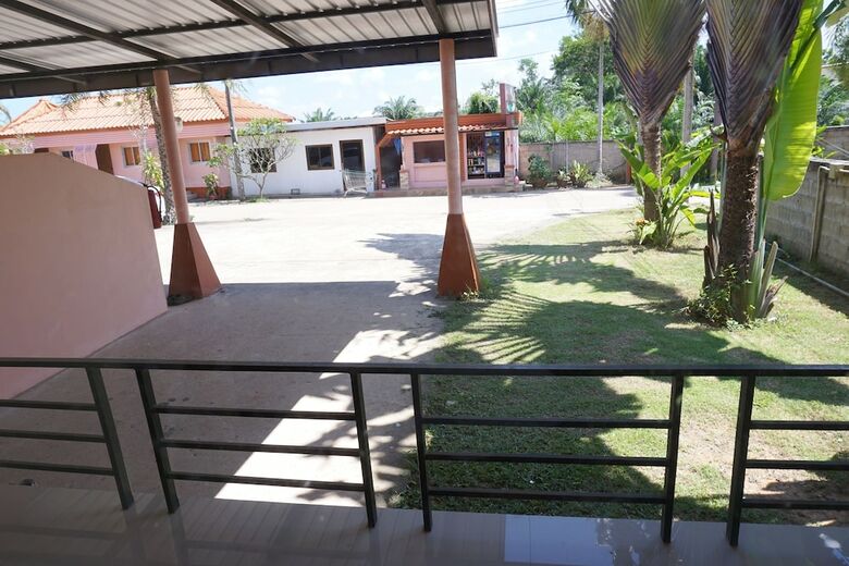 Hotel Kiangchan Resort