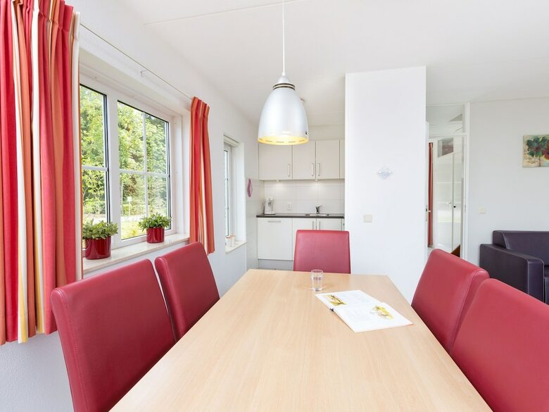 Holiday Home With A Dishwasher, 3 Km. From Hellendoorn Park