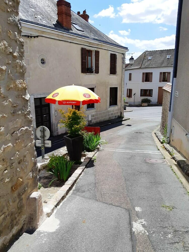 House With 2 Bedrooms In Chalo-saint-mars
