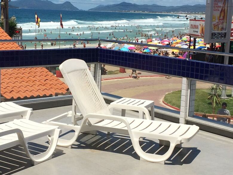 Cris Hotel