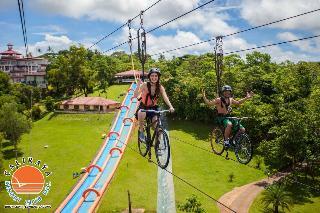 Hotel Caliraya Resort Club