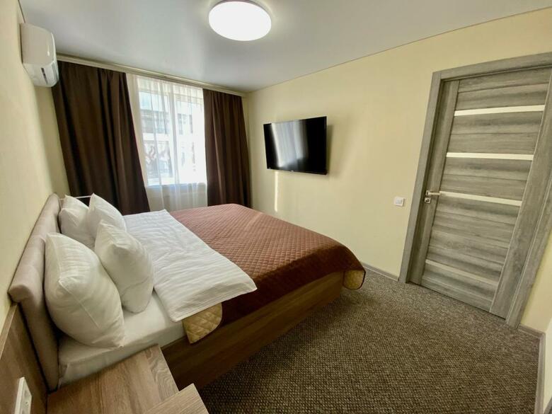 Hotel Yavir