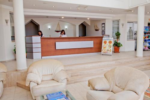 Sunhill Hotel