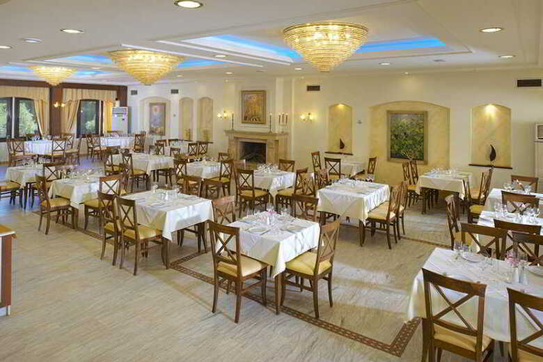Hotel Chrousso Village