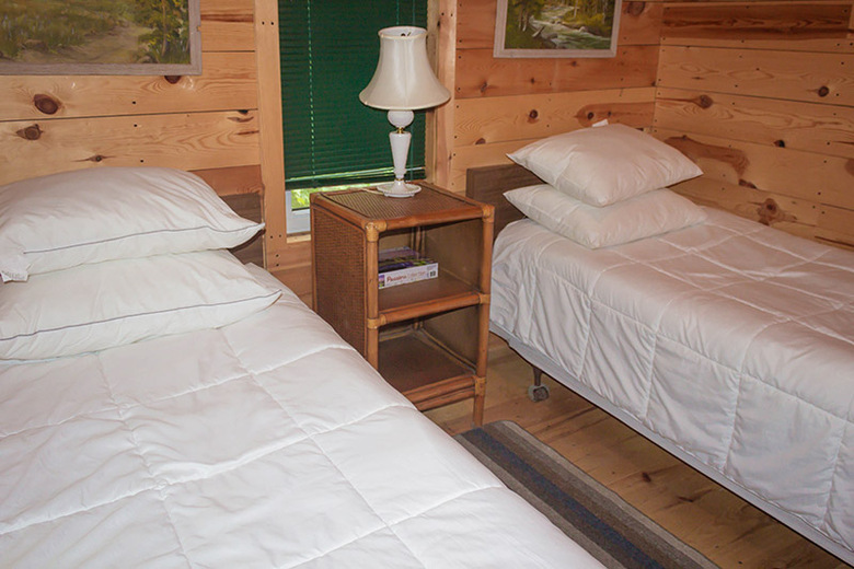 Hotel Mattawa River Cottages & Cardinal Restaurant