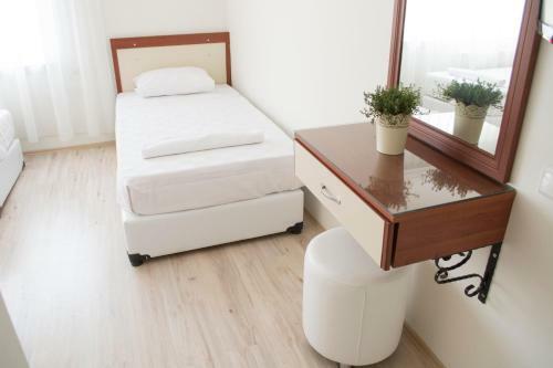 Yildirim Hotel