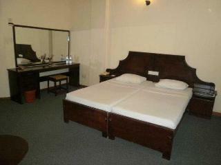 Hotel Kandyan Reach