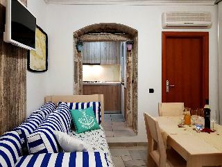 Hotel Villa Nautica Stone House