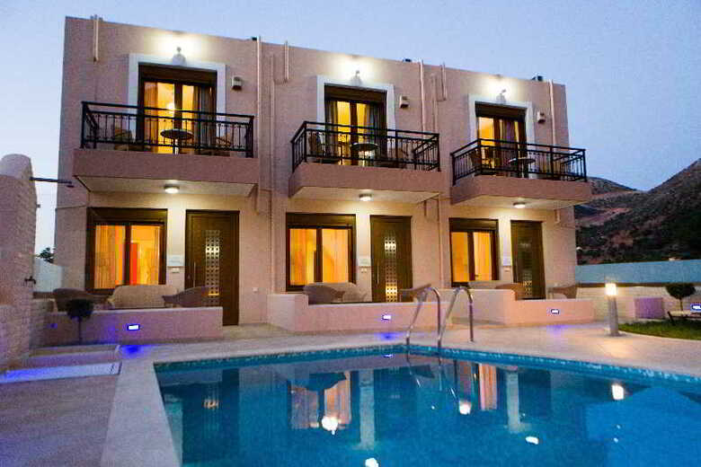 Hotel Pantheon Villas & Suites