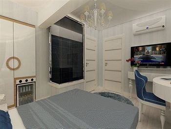 Demonti Hotel