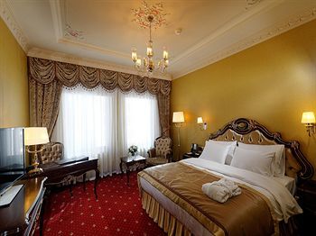 Hotel Meyra Palace