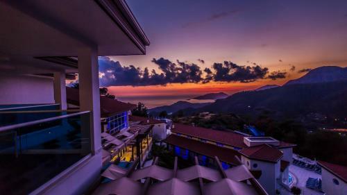Hotel Garcia Resort & Spa