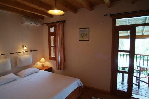 Sea Breeze Hotel And Apartments