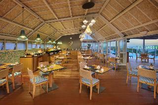 Hotel Aston Canggu Beach Resort & Spa