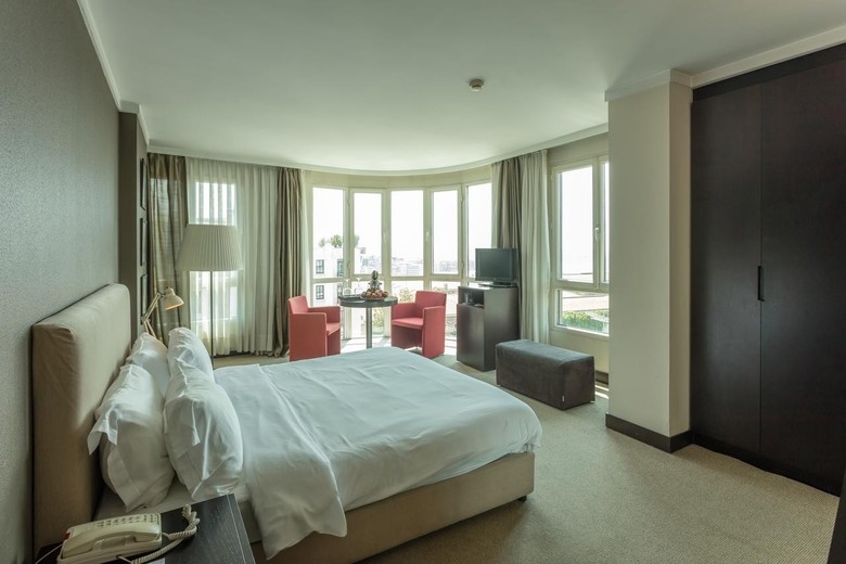 Bentley By Molton Hotels