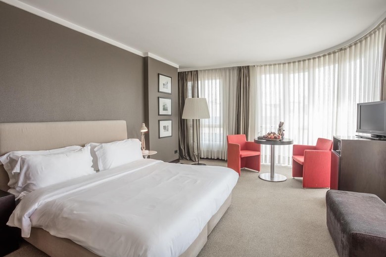 Bentley By Molton Hotels