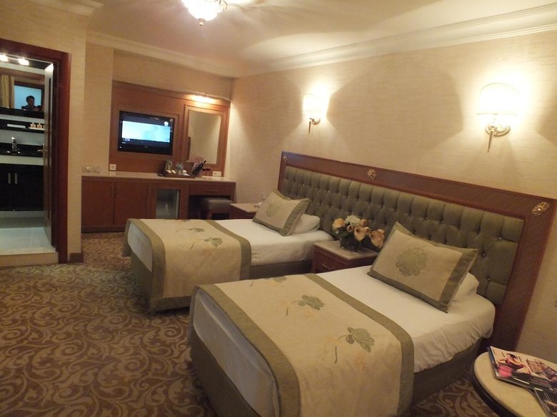 Grand Asiyan Hotel