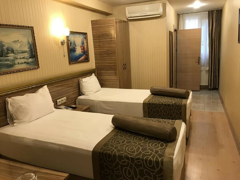 Nuans Hotel