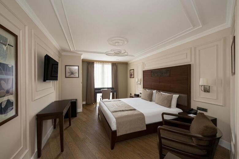 Continental Hotel Pera