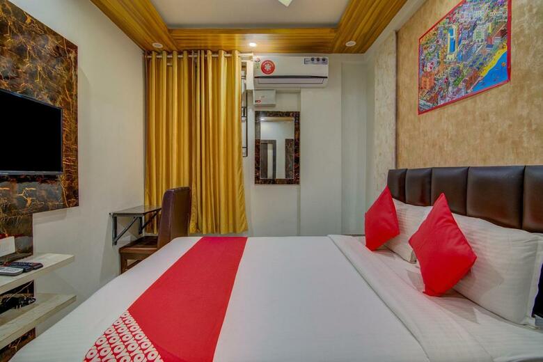 Hotel Oyo 11915 Varcity Park