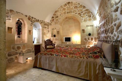 Posada Kasr-i Nehroz Hotel