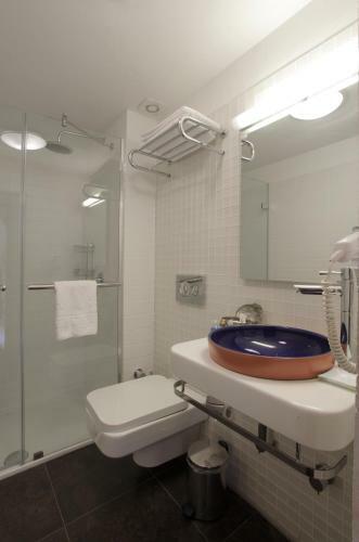 Posada Kasr-i Nehroz Hotel