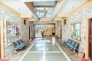 Hotel August Lake Resort