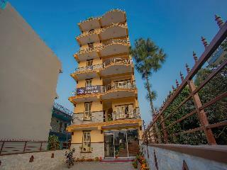 Hotel Pinnacle