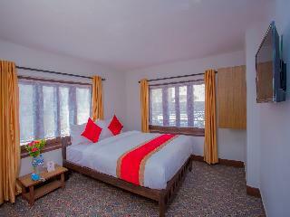 Hotel White And Peace