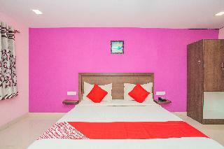 Hotel Oyo 5683 Sri Sai Suites