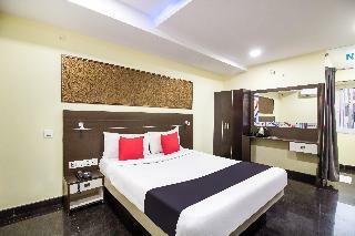 Hotel Oyo 7648 Sri Navya Grand