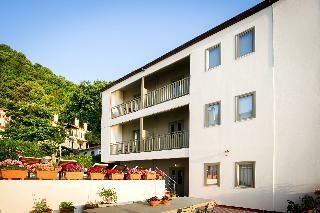 Kenta Beach Hotel