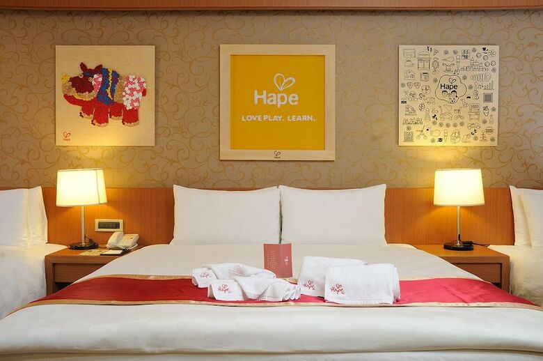 E-da Skylark Hotel